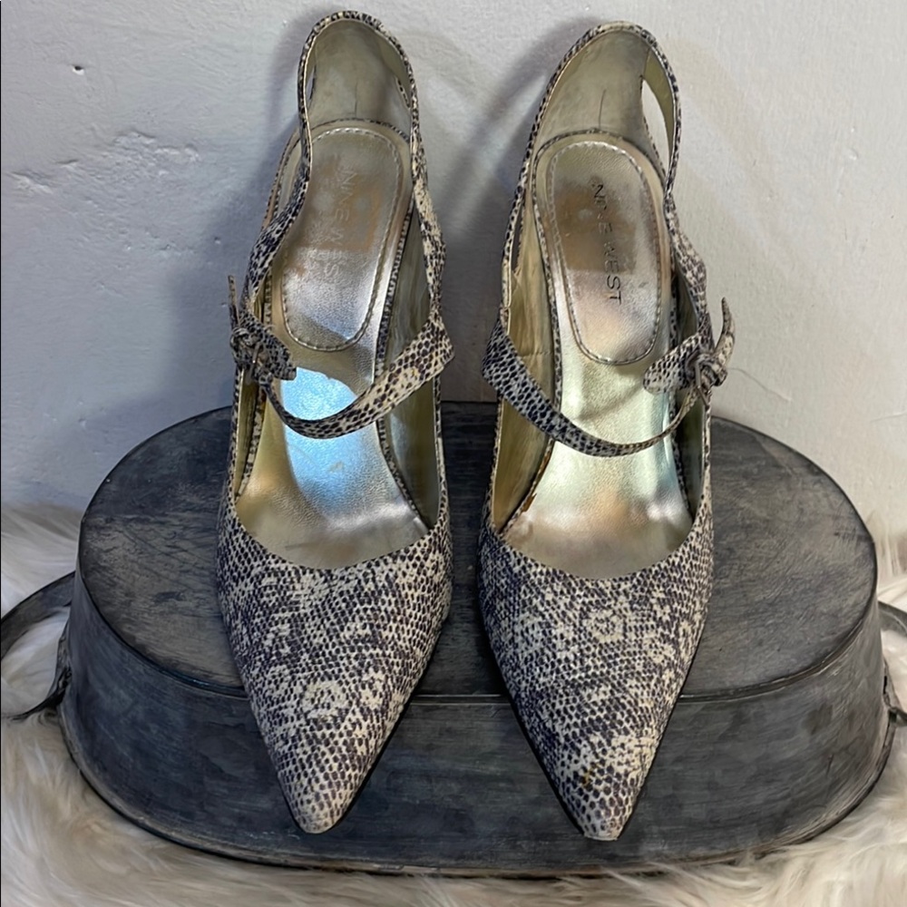 #0177 Nine West Cream &  Gray Snakeskin Heels w/ Open Side & Mary Jane Strap-6 - Picture 5 of 12